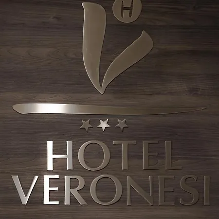 Veronesi מלון