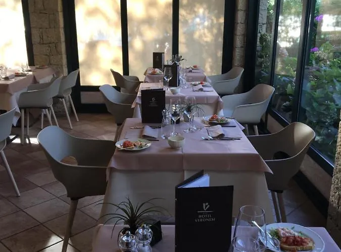 Veronesi 3*