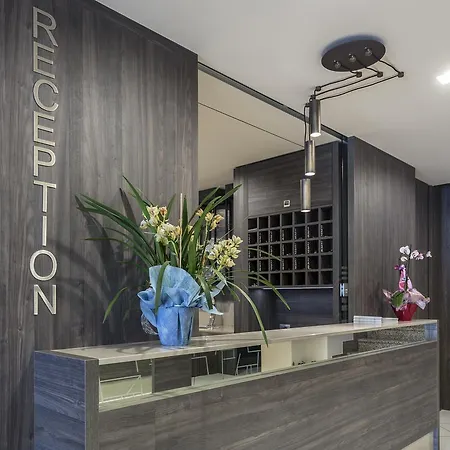 Veronesi 3* Brenzone sul Garda