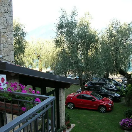Veronesi 3* Brenzone sul Garda